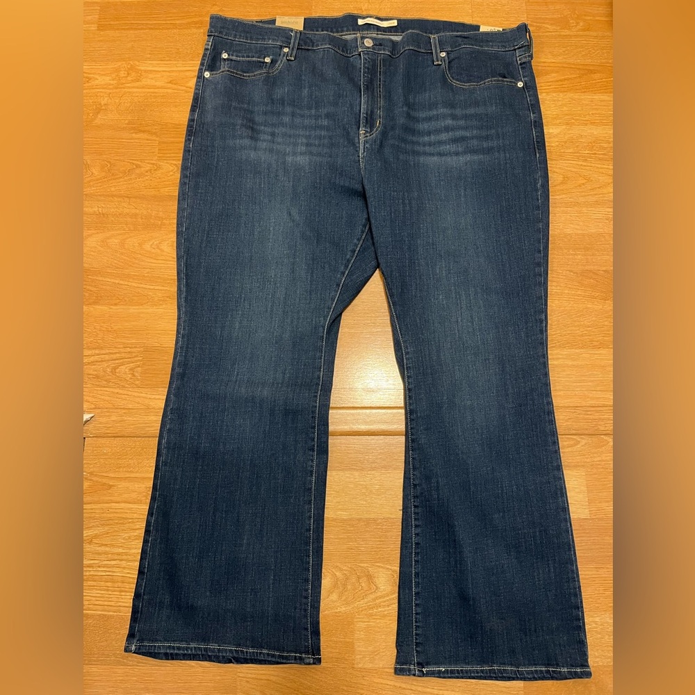 Levi’s 725 High-Women Rise Bootcut Jeans – 26W S – New with Tags